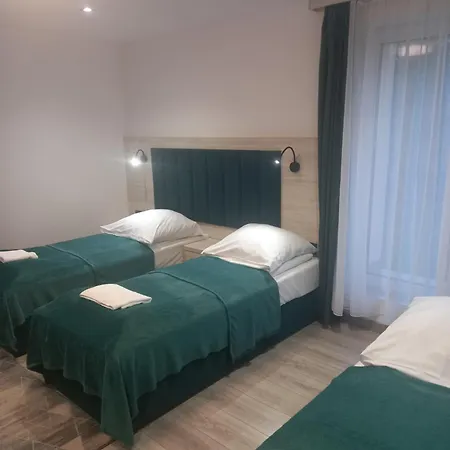 Quarto em Acomodações Particulares Komfortowe Przy Szymonowica W Krakowie *