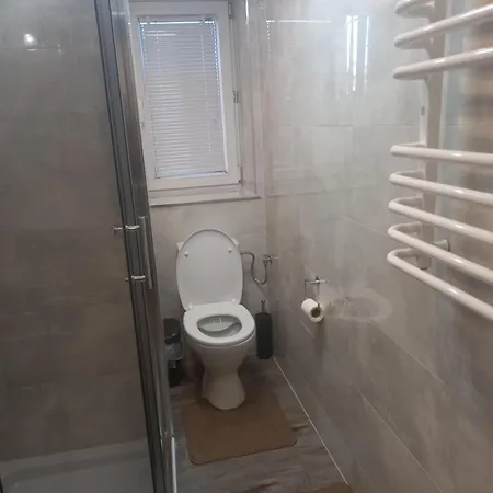 Komfortowe Przy Szymonowica W Krakowie *