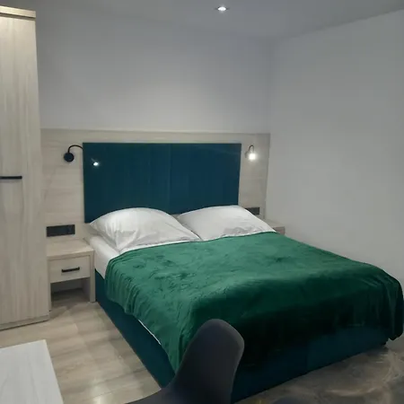 Privatunterkunft Komfortowe Przy Szymonowica W Krakowie *