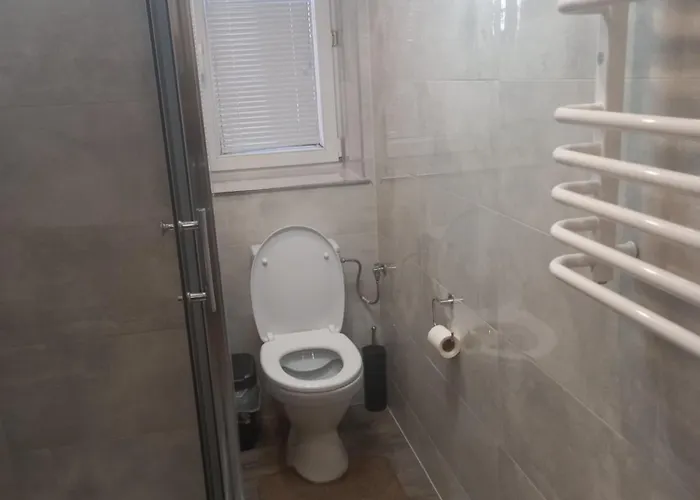 Komfortowe Przy Szymonowica W Krakowie *